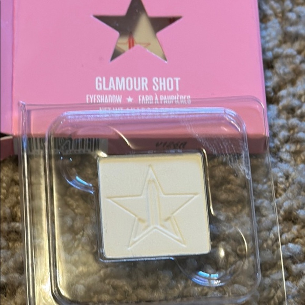 Jeffree Star Glamour Shot